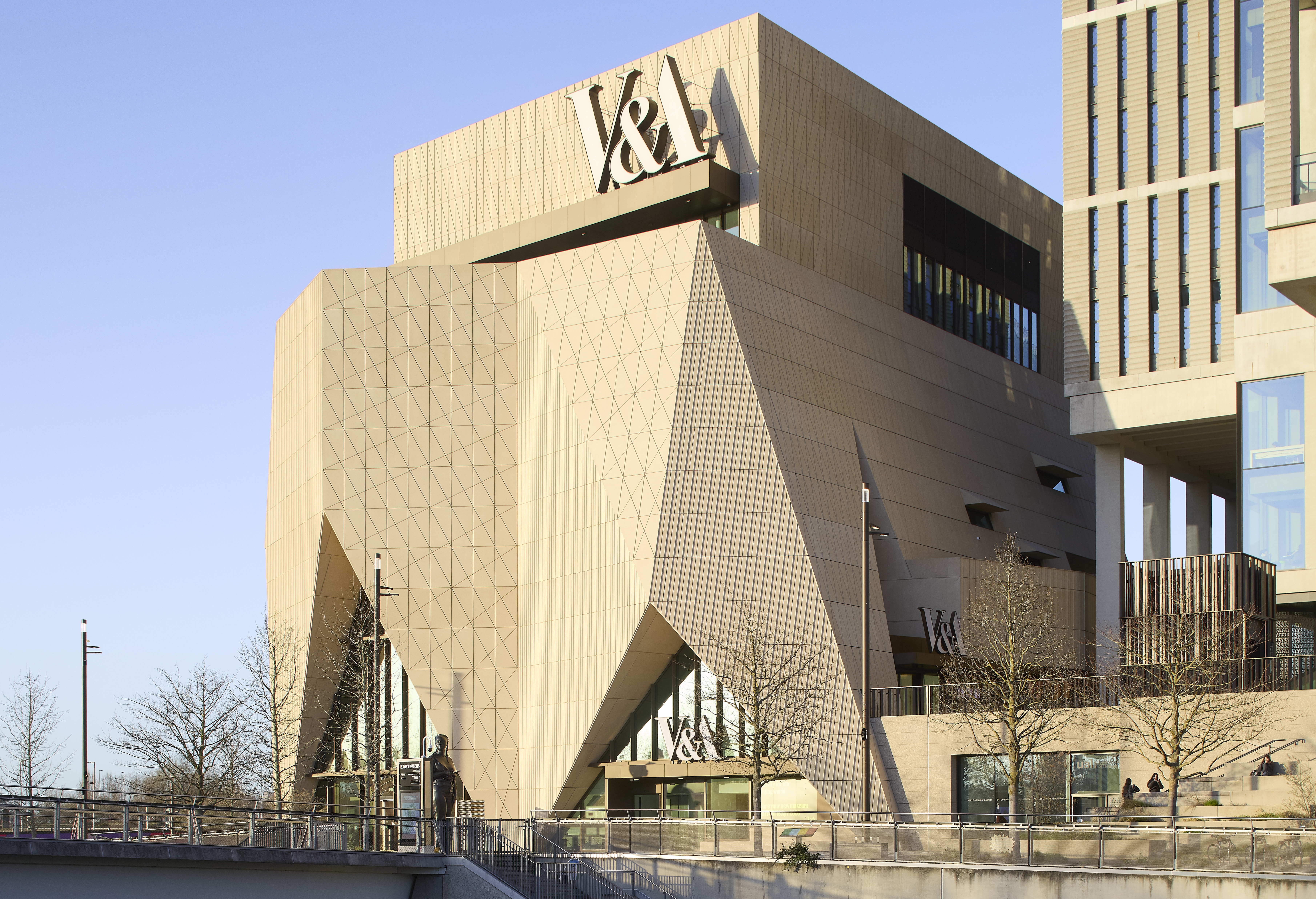 V&A EAST MUSEUM OPENS IN QUEEN ELIZABETH OLYMPIC PARK