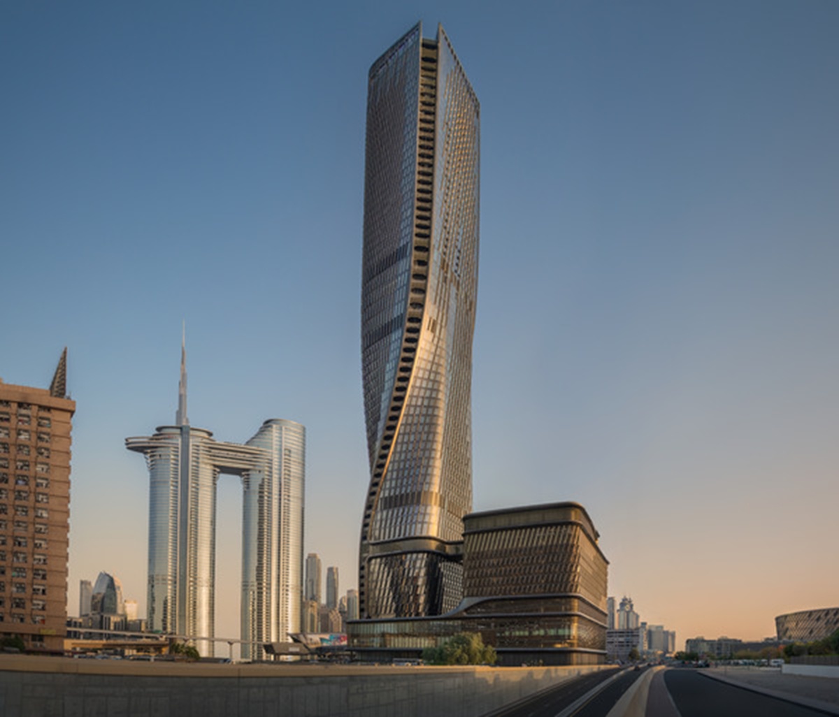 WASL TOWER COMPLETED IN DUBAI