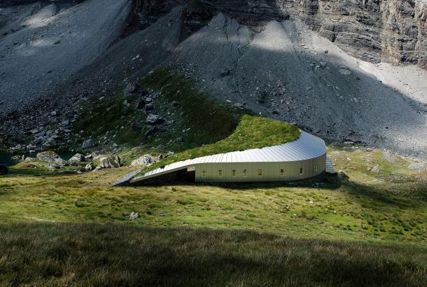 Snøhetta create safe haven for hikers in the Pyrenees