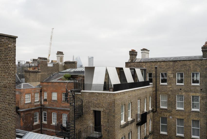 Covent Garden Apartment by Carmody Groarke. Pic: John Dehlin