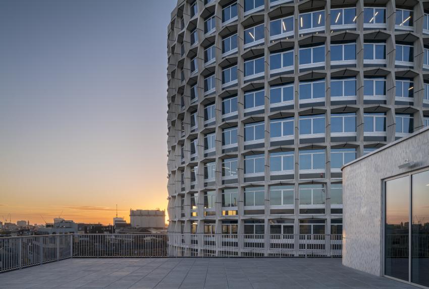 Space House by Squire & Partners/Atelier Ten/Pell Frischmann/Donald Insall Associates, Gustafson Porter + Bowman/Gardiner & Theobald/BAM. Pic: Gareth Gardner